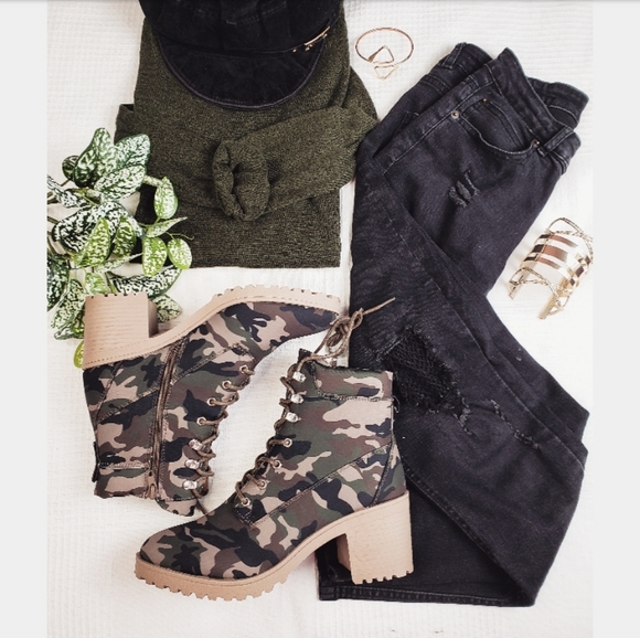 Super Trooper// camo lace up boots - Picture 3 of 5